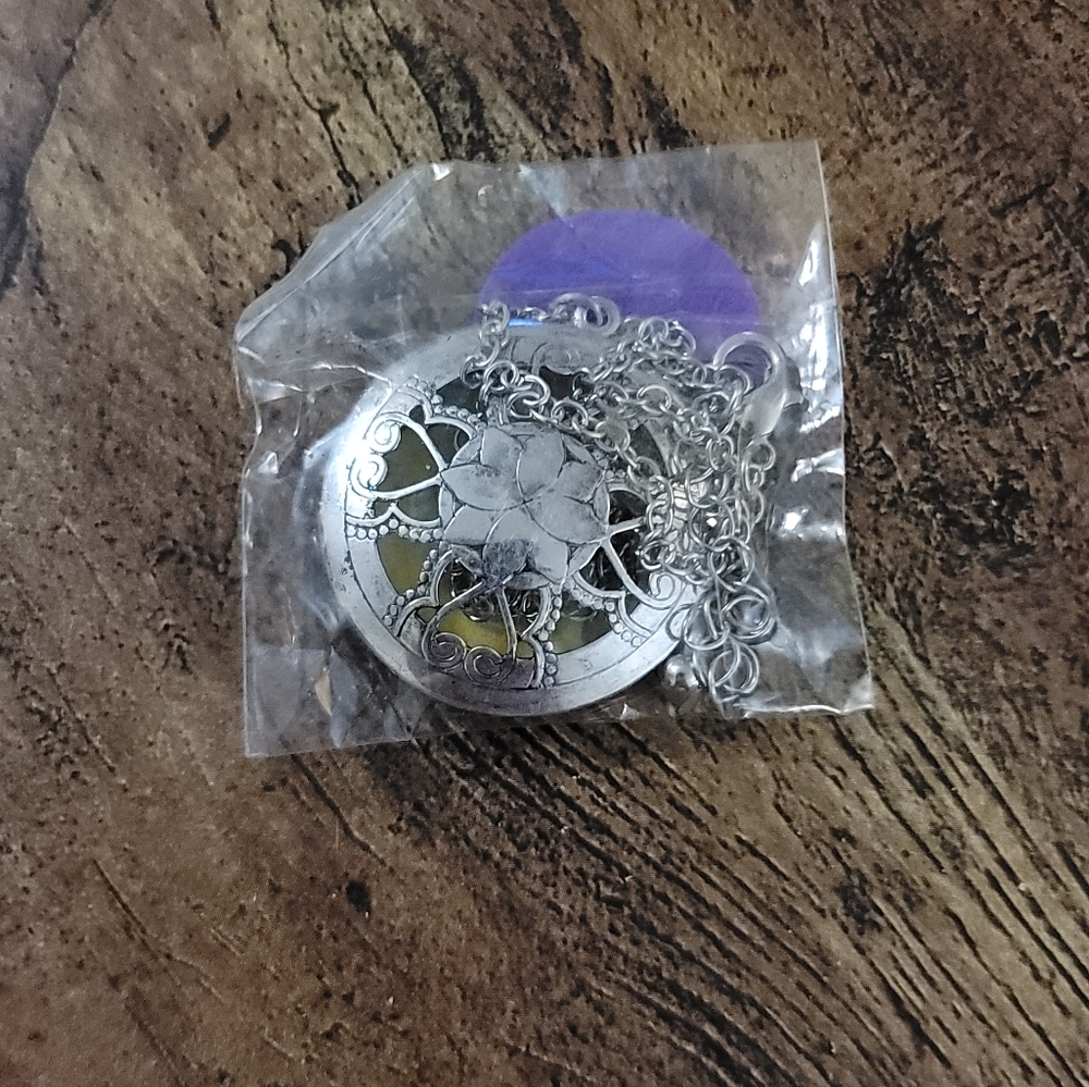 Essential Oil Diffuser Necklace